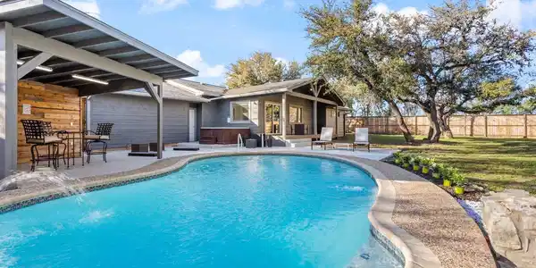 24701 Andrew DR