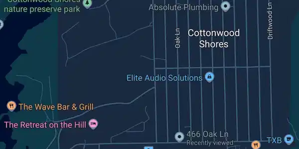 466 Oak LN