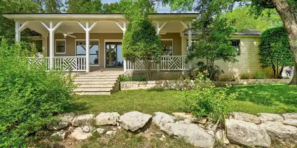 101 Racebrook CT