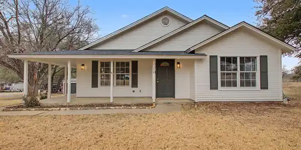 4308 Mountain View DR