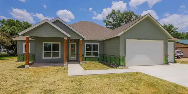 114 Wren ST
