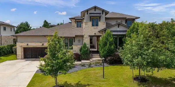519 Woodside TER