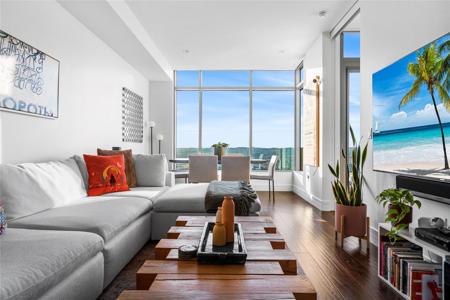501 West Ave