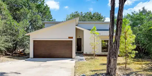11115 Elm ST