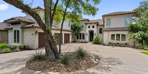 118 Escavera CV