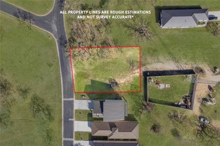0 Douglas DR