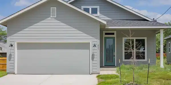 857 Cypress LN