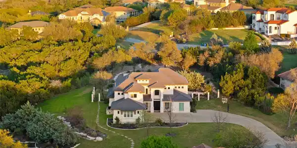 310 Bella Montagna CIR