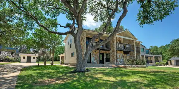 13109, 13111 Mansfield Dr. DR