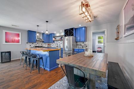 842 Cougar DR