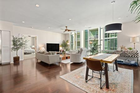 1600 Barton Springs RD