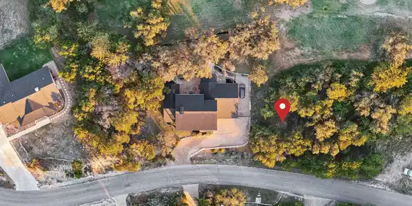5007 Country Club DR