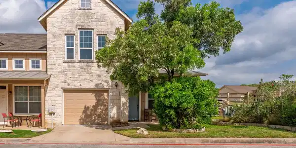 20900 Waterside DR