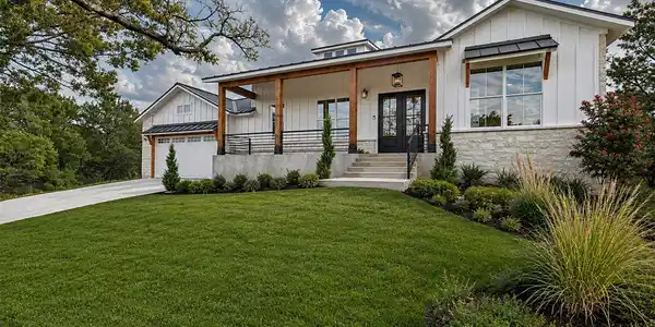 1321 Prospect CIR