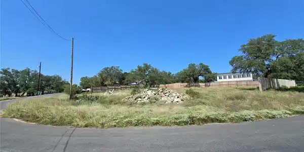 000 Martin LN