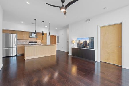 1600 Barton Springs RD
