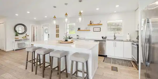 1223 Lake Shore DR