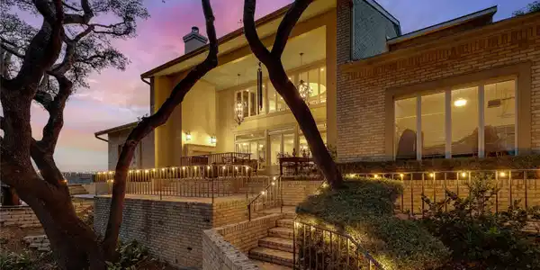 3418 Mount Bonnell CIR