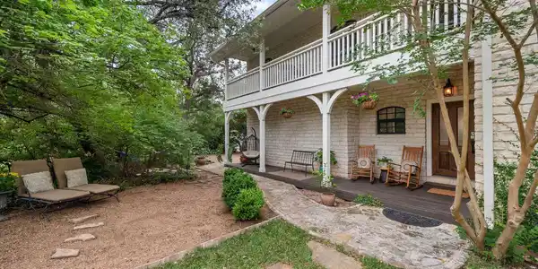 307 Nautilus Ave