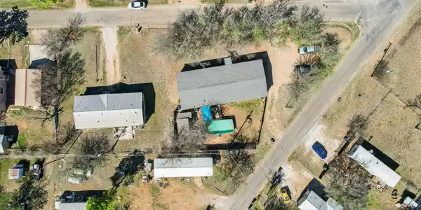 837 Southwood DR