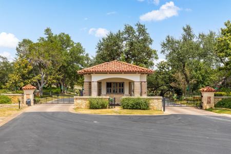 707 Moonlight Bay DR