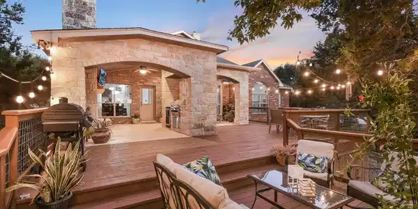300 Wesley Ridge DR