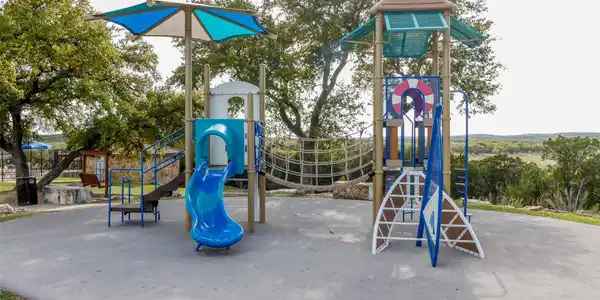 Image 4 Image 4