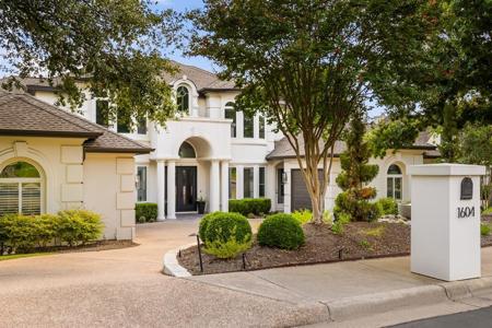 1604 Palisades Pointe LN