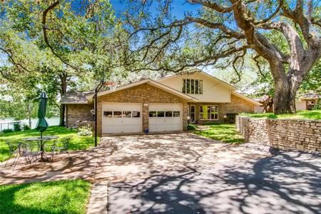 331 Crestwood DR