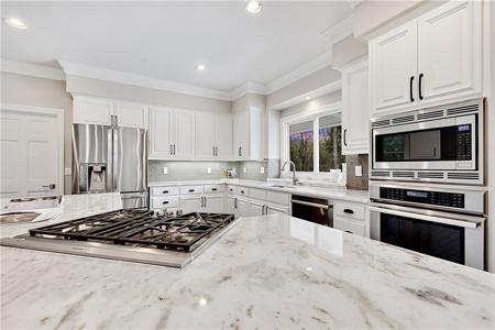 4002 PRENTICE LN