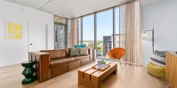 48 East Ave