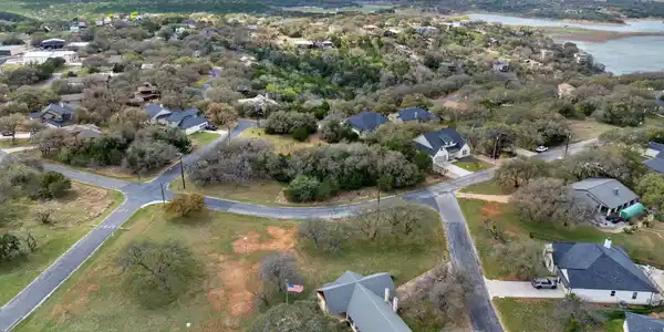 204 Bedford (Lot 266) DR