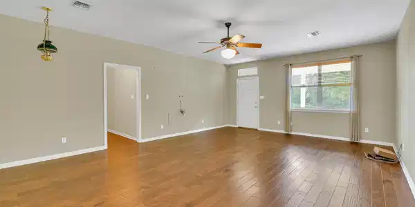 Image 4 Image 4