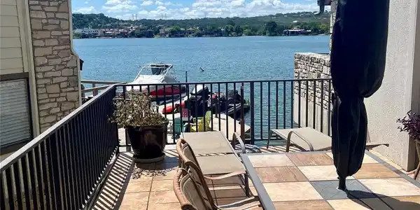 103 Island DR