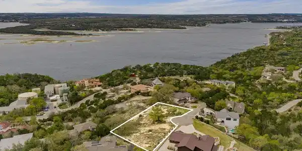 4000 Tejon CIR