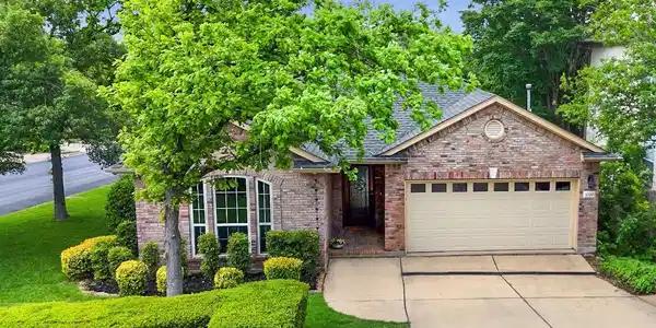 4200 Canyon Glen CIR