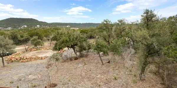 Image 4 Image 4