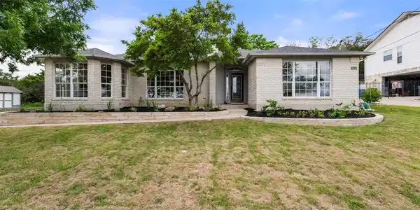21337 Mount View DR