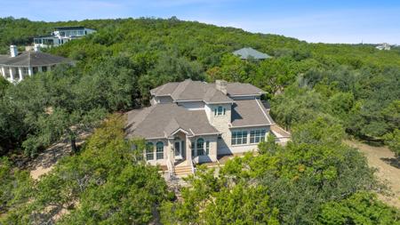 700 Barrett LN