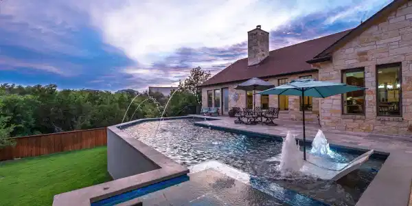 2703 Pyramid DR