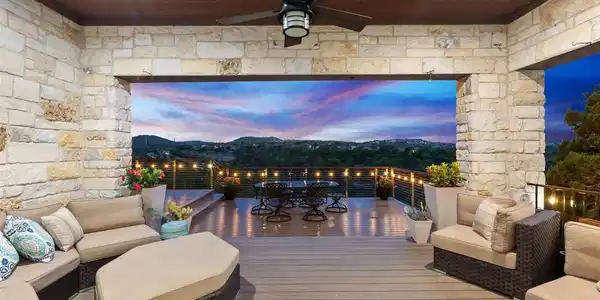 215 Rocky Coast DR
