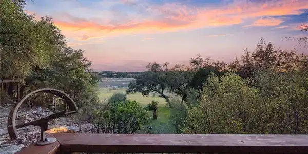 20653 Highland Lake LOOP