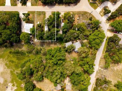 435 Burr Oak LN