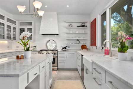 3705 Bridle PATH