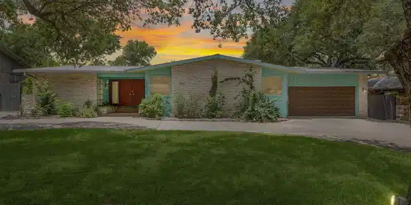 706 Barton BLVD