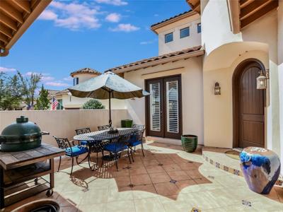 1216 Red Oak Valley CT