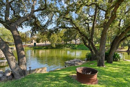201 Elm Lodge DR