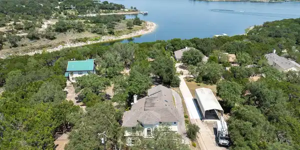 17004 Sleepy Hollow DR