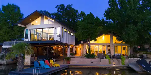 104 Raindrop LN