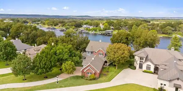 104 River Ranch RD